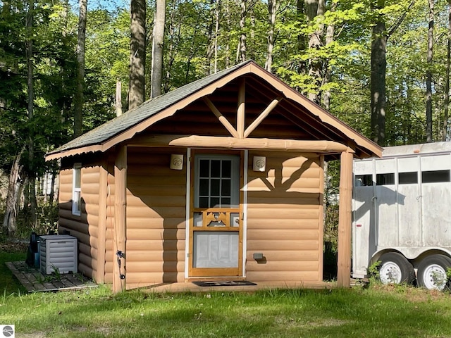 7156 S Dune Hwy, Empire, MI 49630 - view of outdoor structure featuring an outbuilding