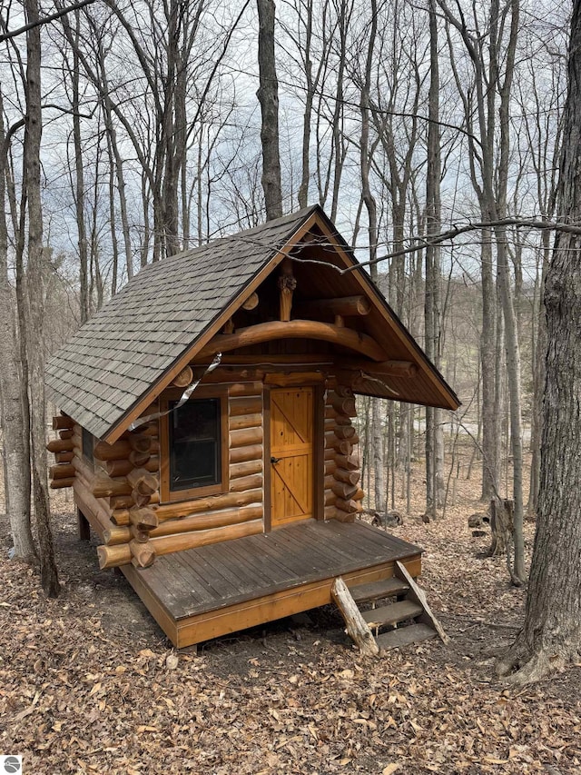 view of outbuilding with an outbuilding