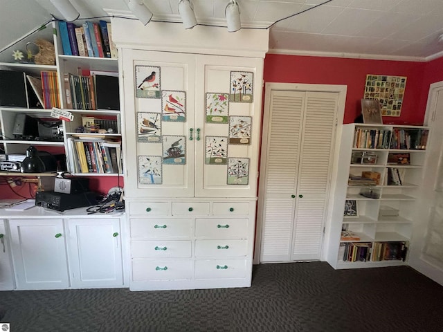 630 N State St, Alma, MI 48801 - view of closet