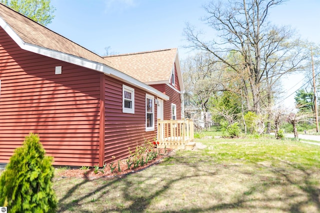 968 Barlow St, Traverse City, MI 49686 - view of grassy yard
