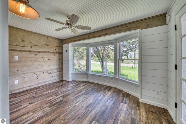 9560 S Cedar Rd, Cedar, MI 49621 - view of unfurnished sunroom