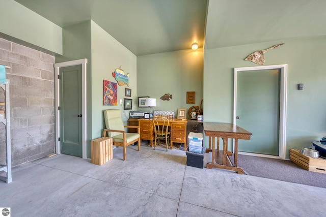 2494 N Setterbo Rd, Suttons Bay, MI 49682 - office space with concrete flooring