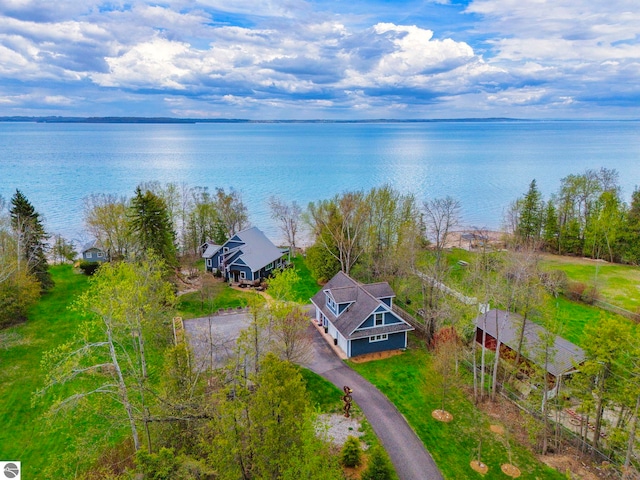 6433 S W Bayshore Dr, Traverse City, MI 49684 - aerial view of property and surrounding area with a nearby body of water