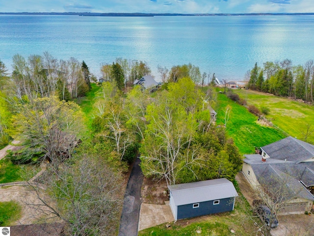 6433 S W Bayshore Dr, Traverse City, MI 49684 - aerial view of property and surrounding area with a large body of water