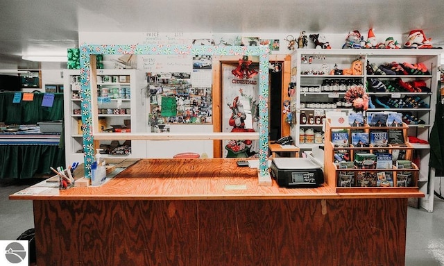 11184 N Mill St, Northport, MI 49670