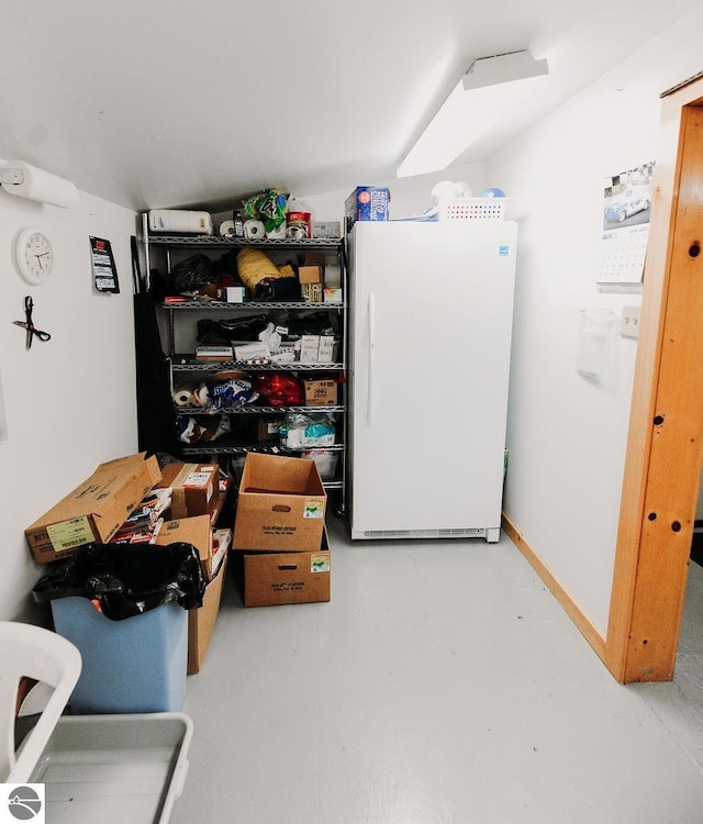 11184 N Mill St, Northport, MI 49670