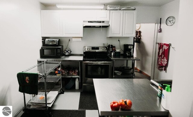11184 N Mill St, Northport, MI 49670