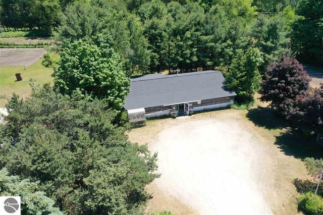 11184 N Mill St, Northport, MI 49670