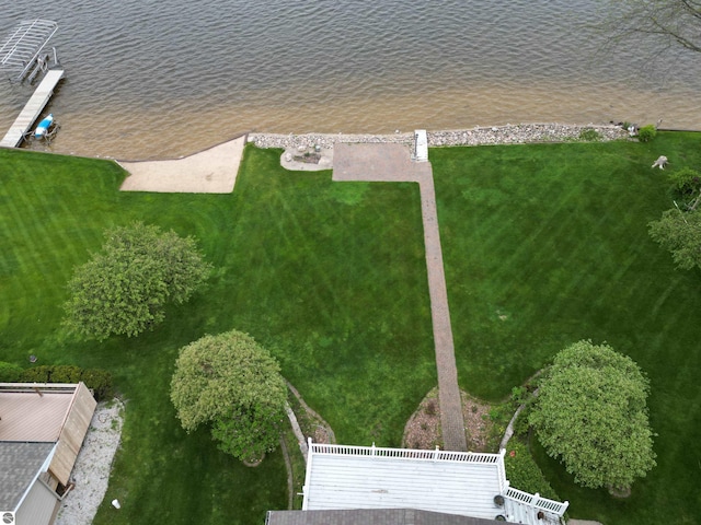 1094 Fairway Dr, Lake Isabella, MI 48893 - bird's eye view of a large body of water