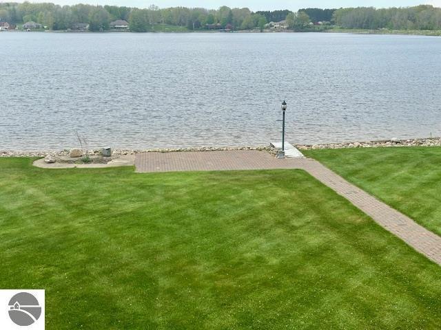 1094 Fairway Dr, Lake Isabella, MI 48893 - water view