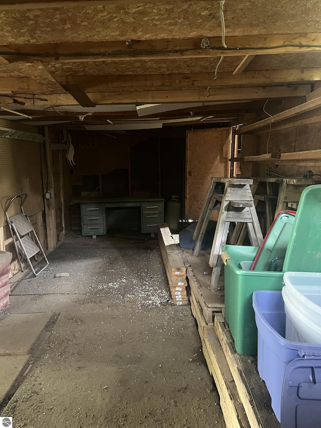 8713 Kingsley Rd, Kingsley, MI 49649 - view of garage