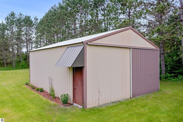 6148 S 27th Rd, Cadillac, MI 49601 - view of pole building featuring a yard
