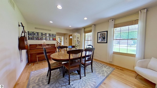 2152 Cornerstone Dr, Mount Pleasant, MI 48858 - dining room featuring light wood-style floors, recessed lighting, and baseboards