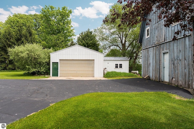 9889 Ramsay Rd, Buckley, MI 49620 - view of detached garage