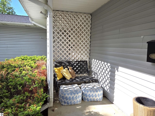 902 S Crapo St, Mount Pleasant, MI 48858 - view of balcony