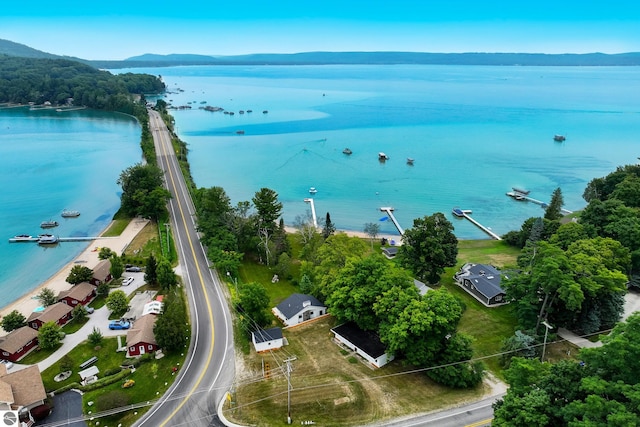 8489 S Glen Lake Rd, Glen Arbor, MI 49636 - aerial view of a water and mountain view