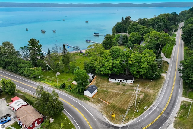 8489 S Glen Lake Rd, Glen Arbor, MI 49636 - aerial view of a nearby body of water