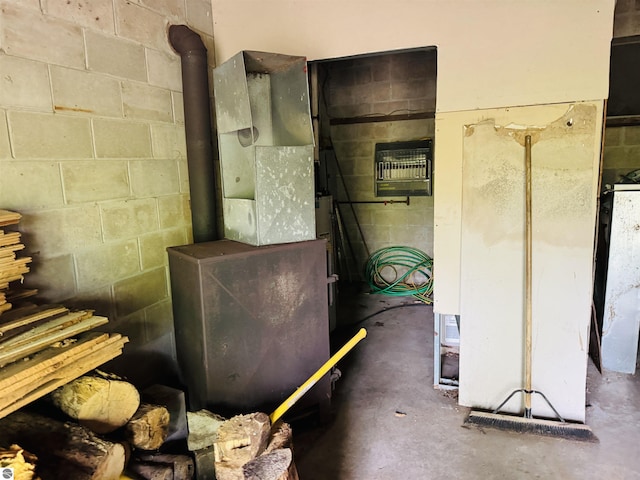 11711 E 22 3/4 Rd, Manton, MI 49663 - view of utility room