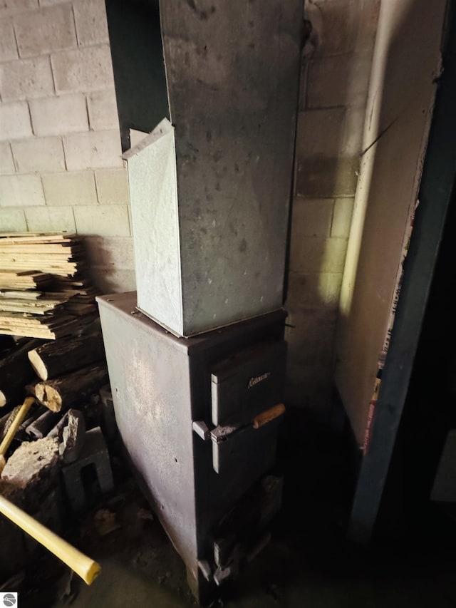11711 E 22 3/4 Rd, Manton, MI 49663 - detailed view of concrete block wall