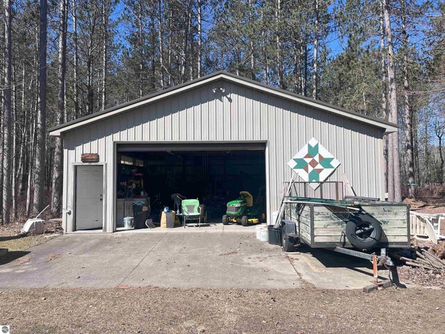 2168 S Lorenz Rd, Tawas City, MI 48763 - view of detached garage