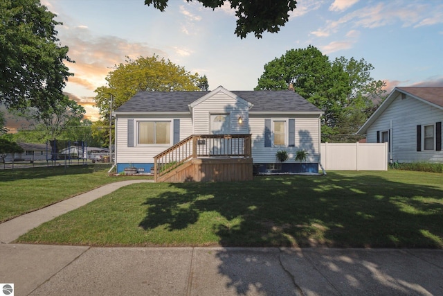 140 S State St, Alma, MI 48801 - bungalow featuring roof with shingles