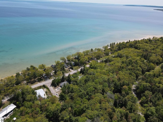 54 N Cherry Beach Ct, Northport, MI 49670