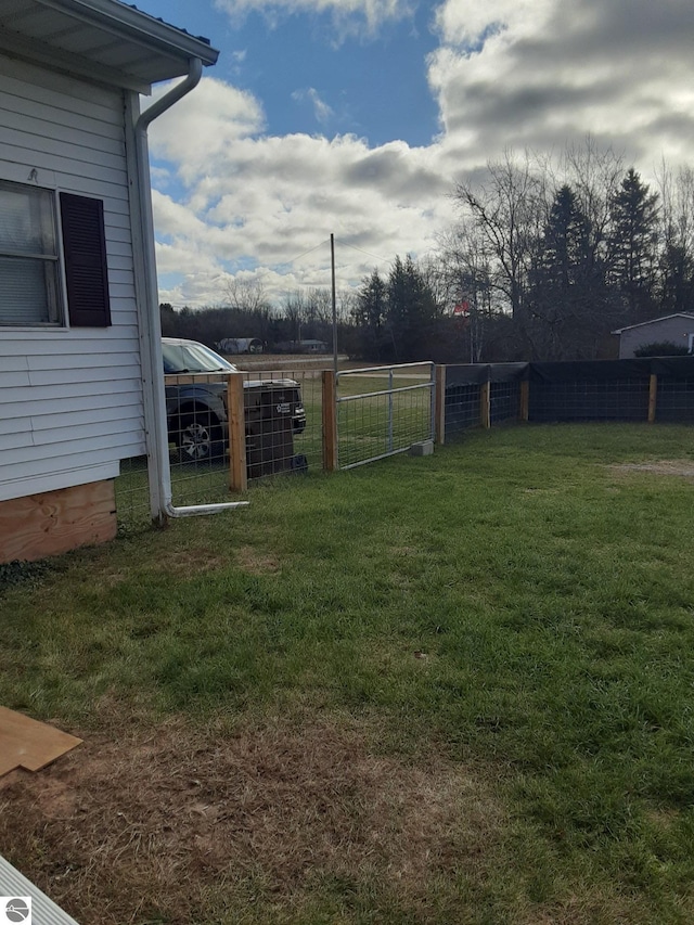 7813 Standish Rd, Bentley, MI 48613 - view of yard
