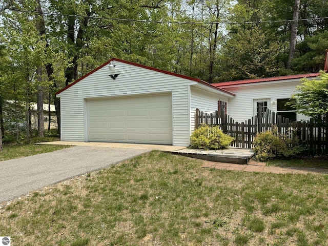 11748 NE Franklin St, Kalkaska, MI 49646 - view of detached garage