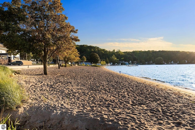 112 N Benzie Blvd, Beulah, MI 49617 - water view featuring local beach