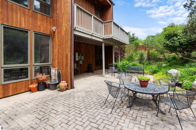 4340 E Huron River Dr, Ann Arbor, MI 48105 - view of patio