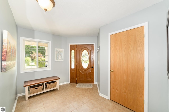 7746 Five Lakes Dr, Farwell, MI 48622 - entrance foyer with baseboards