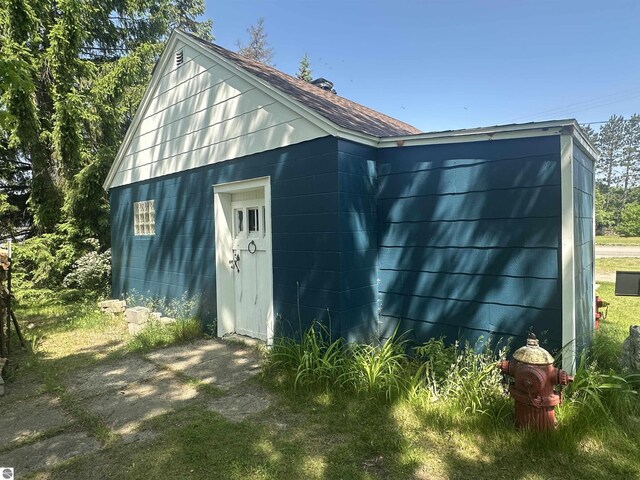 501 W 13th St, Cadillac, MI 49601 - view of outbuilding