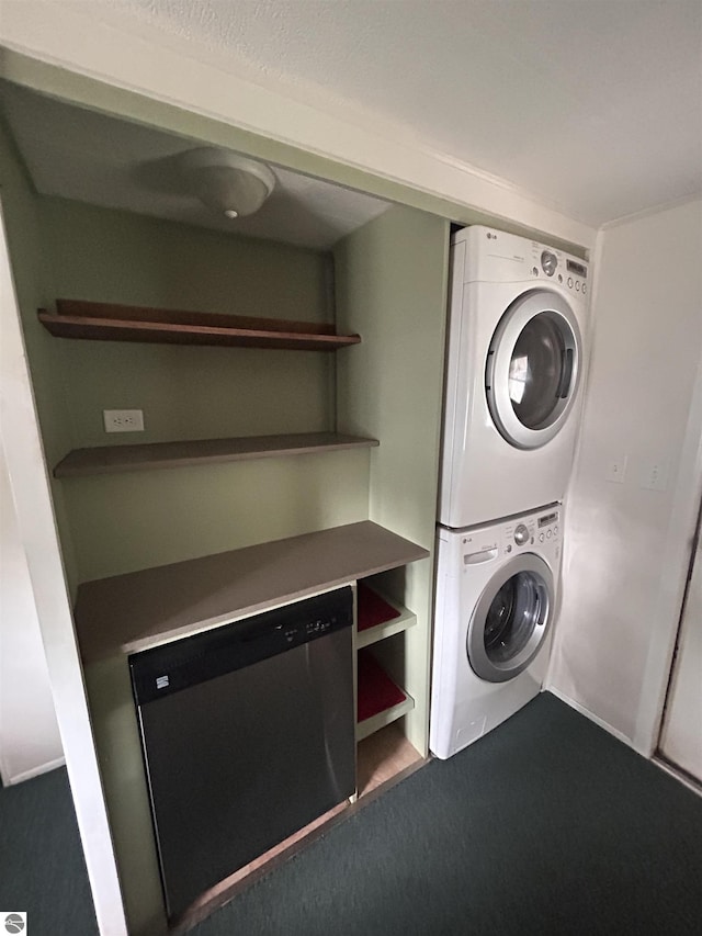 4510 W Country Way, Saginaw, MI 48603 - laundry room featuring stacked washer / dryer and carpet