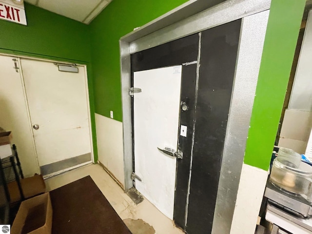 407 S Main St, Leland, MI 49654 - interior space