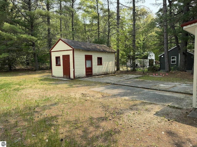 11748 NE Franklin St, Kalkaska, MI 49646 - view of shed