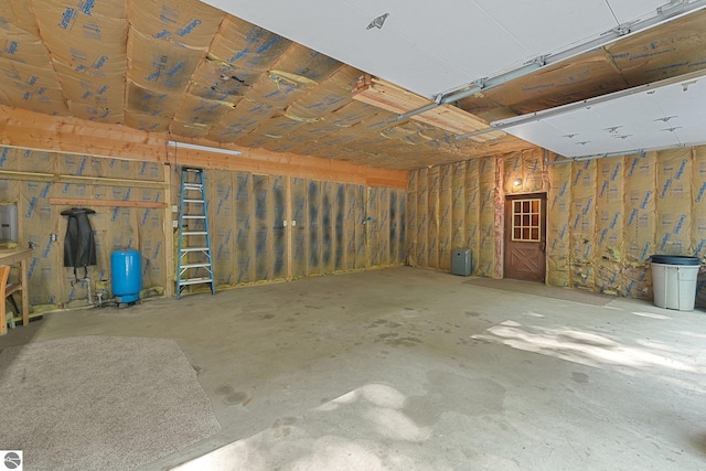 405 E Shetland Trl, Cedar, MI 49621 - view of garage