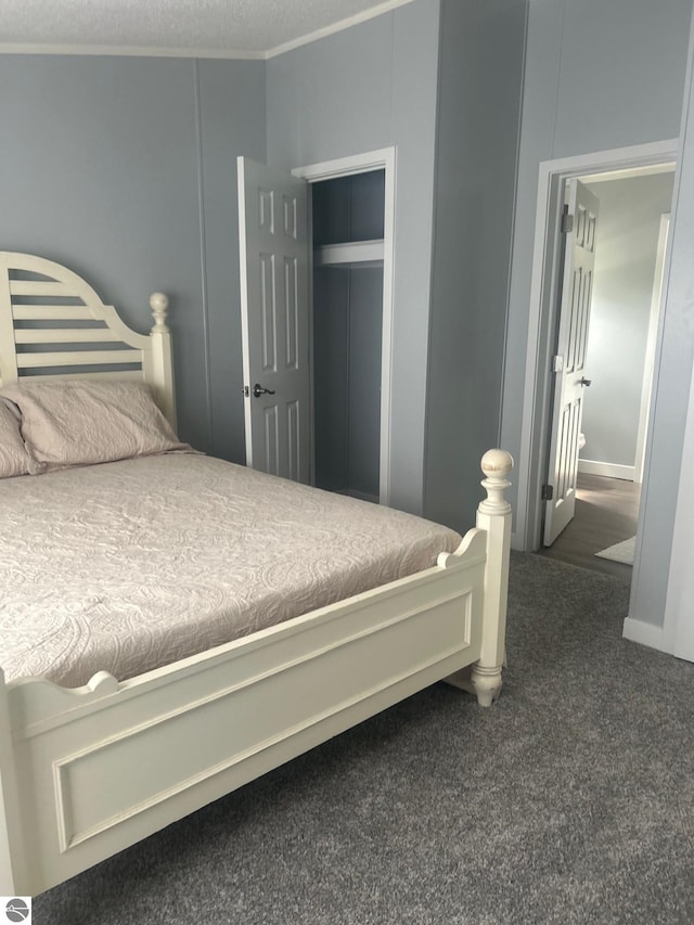 5819 Indian Ln, Weidman, MI 48893 - carpeted bedroom featuring crown molding