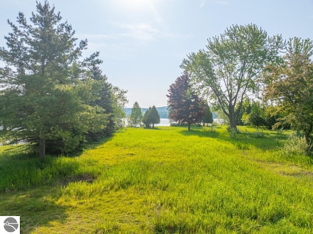 1851 S Lake Shore Dr, Lake Leelanau, MI 49653