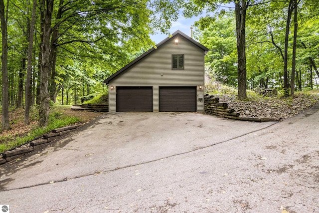 9420 E Traverse Hwy, Traverse City, MI 49684 - view of garage