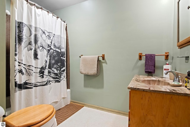9420 E Traverse Hwy, Traverse City, MI 49684 - full bathroom featuring vanity and shower / bath combo with shower curtain
