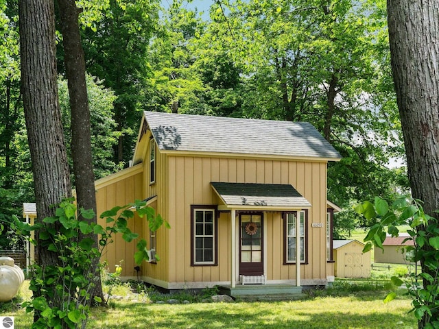 10090 E 48th Rd, Cadillac, MI 49601 - view of outdoor structure