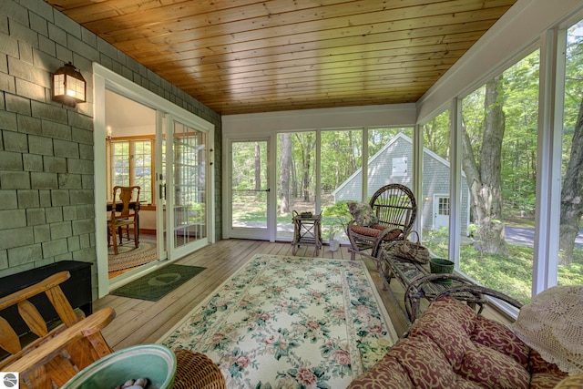 4079 E Oxford Dr, Leland, MI 49654 - view of sunroom / solarium
