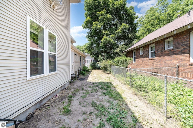 503 N Kinney Ave, Mount Pleasant, MI 48858 - view of yard