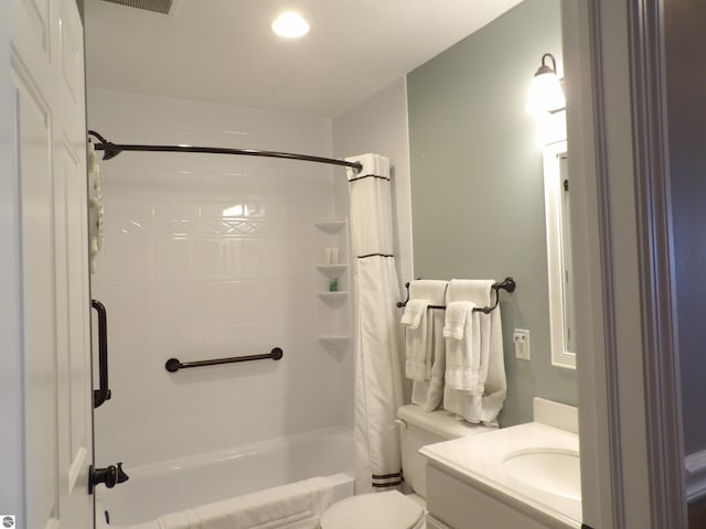 1246 Sunnyside Dr Unit 203, 4 & 8, Cadillac, MI 49601 - full bathroom with shower / bath combination with curtain and vanity