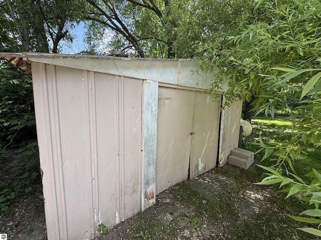 126 Chippewa Trl, Buckley, MI 49620 - view of shed