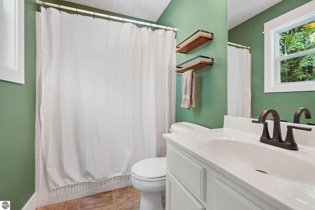 8315 Aimee Ln, Lake Ann, MI 49650 - full bathroom featuring vanity and a textured ceiling