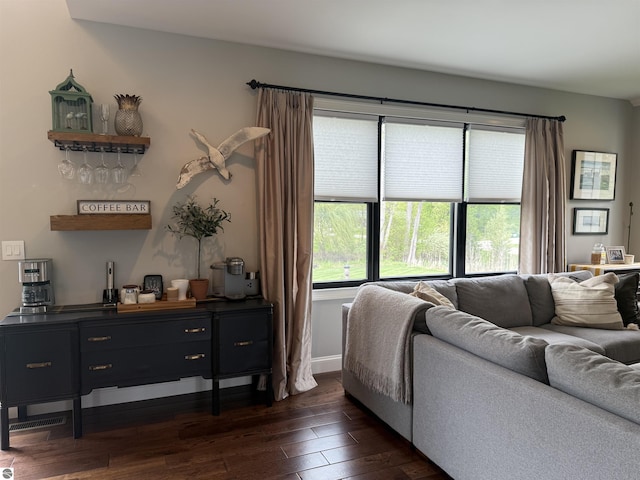 777 Stoneridge Dr, Mount Pleasant, MI 48858 - living room featuring dark wood finished floors