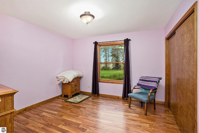 1520 Kuehn Rd, Sterling, MI 48659 - sitting room with wood finished floors