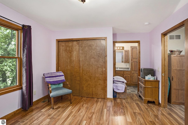 1520 Kuehn Rd, Sterling, MI 48659 - sitting room featuring light wood finished floors