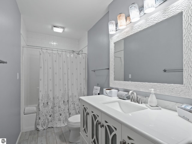 398 High View Rd, Traverse City, MI 49696 - bathroom with vanity and shower / bath combo with shower curtain